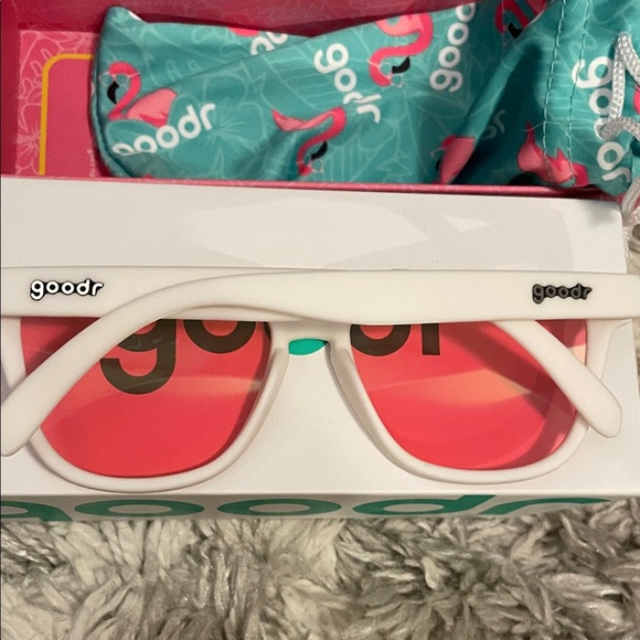 Goodr sunglasses - new/never worn - Picture 2 of 2